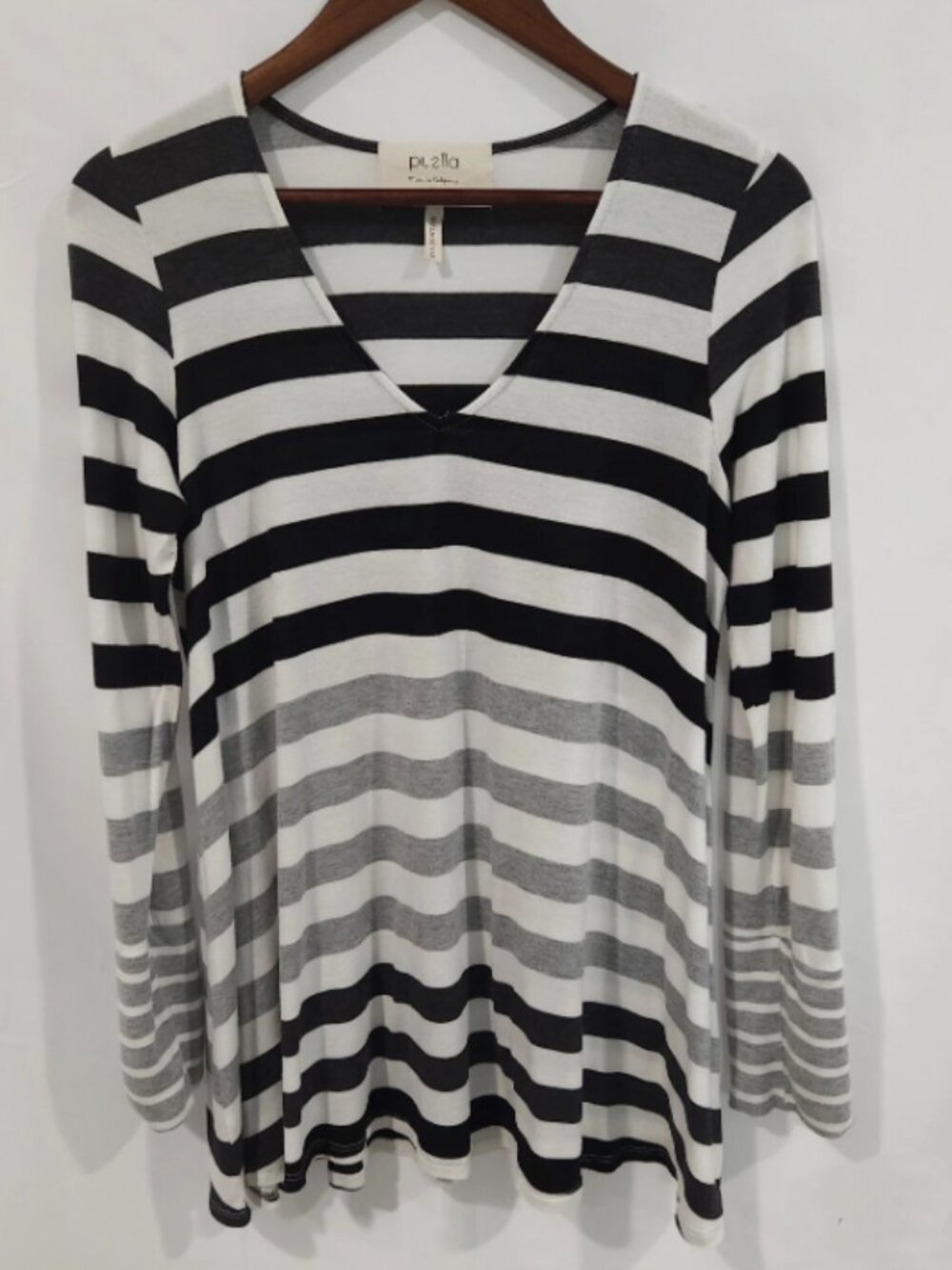 Puella for Anthropologie Striped V-Neck Swing Tunic Top Gray Black White XL